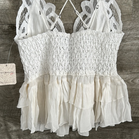 Free People NWT Adella Cami Lace Tank Ruffled Top with adjustable Straps. - Picture 10 of 14
